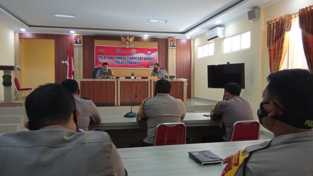 Pimpin Rapat Perdana, Ini Pesan Kasat Binmas Polres Pangkep