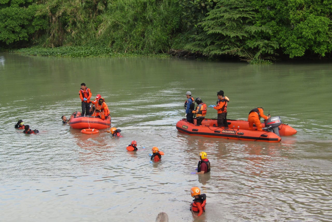 15 Jam Hilang, Bocah Tenggelam di Sungai Jeneberang Ditemukan Tak Bernyawa