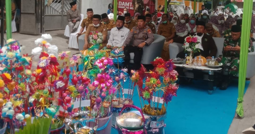 Peringati Maulid, Camat Bontoala Selipkan Pesan Vaksinasi ke Lurah