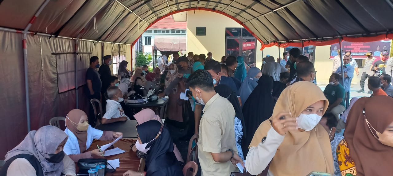 Percepat Vaksinasi, Dit Intelkam Polda Sulsel Bersama Pemda Berkolaborasi Gelar Vaksinasi Massal