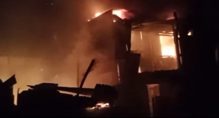 Gas Bocor, Tiga Rumah di Jalan Jipang Raya Ludes Dilalap Api