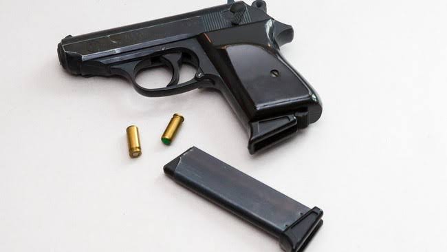 Pistol Dirut BUMN Meletus di Bandara Hasanuddin