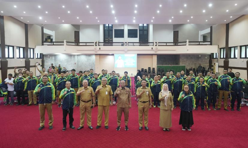 Gubenur Andi Sudirman Lepas Kontingen Sulsel Menuju Pornas XVI Korpri 2023