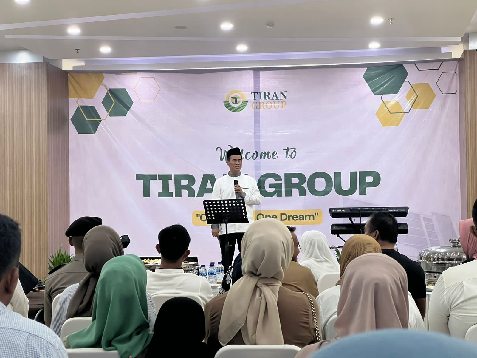 Gaji dan Tunjangan Mentan Andi Amran akan Diberikan ke Yatim Piatu