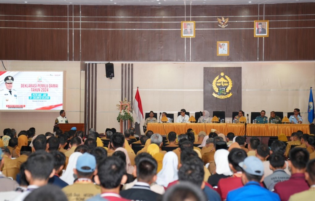 Pj Gubernur Sulsel: Deklarasi Pemilu Damai Penting untuk Cegah Hoaks