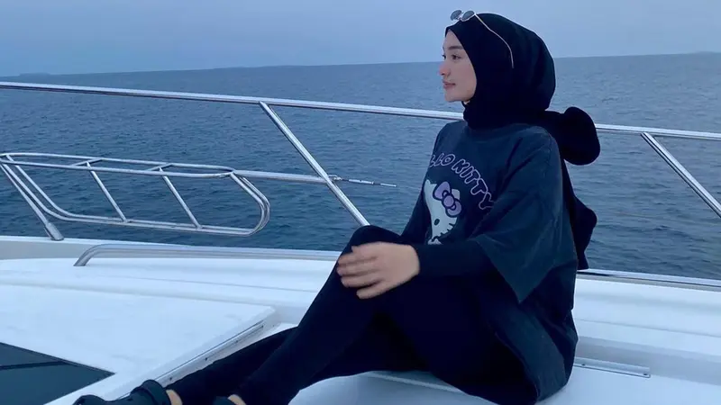 Zaskia Gotik Masih Tunggu Izin Suami Kembali ke Panggung Hiburan