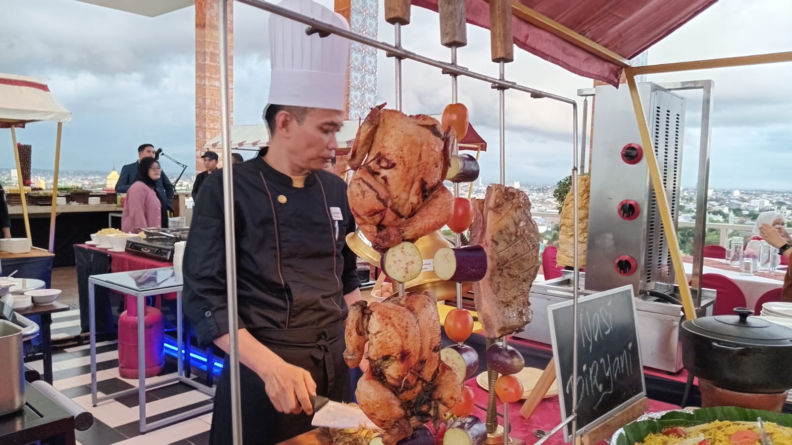 Buka Puasa di Novotel Makassar Bisa Bawa Pulang Hadiah Motor hingga Emas