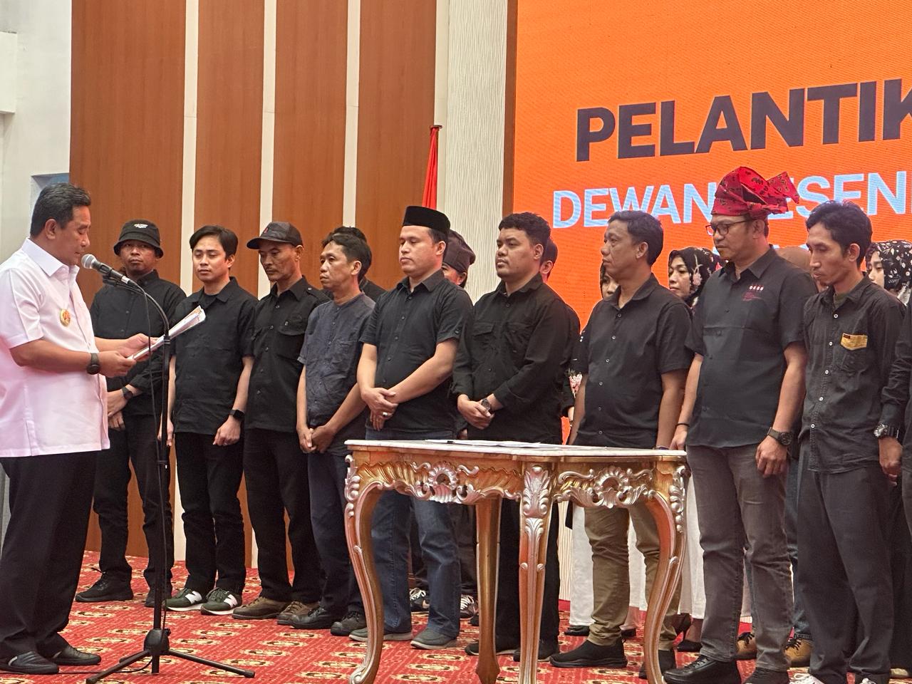 Sah, Pj Gubernur Sulsel Lantik Pengurus DKSS Periode 2024 Berikut Struktur Lengkapnya