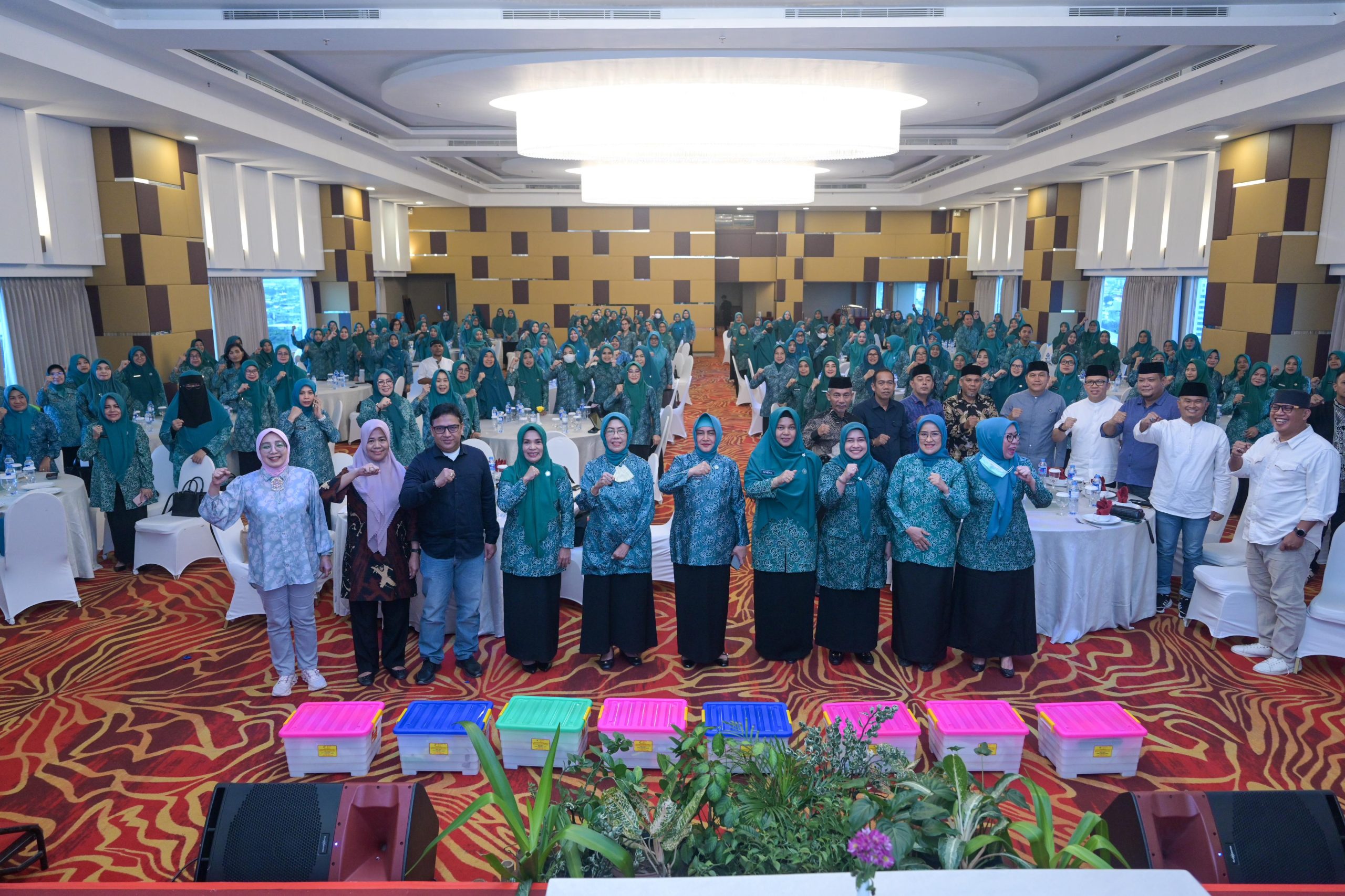 TP PKK Makassar Gelar Rapat Kerja Strategis untuk Tahun 2024