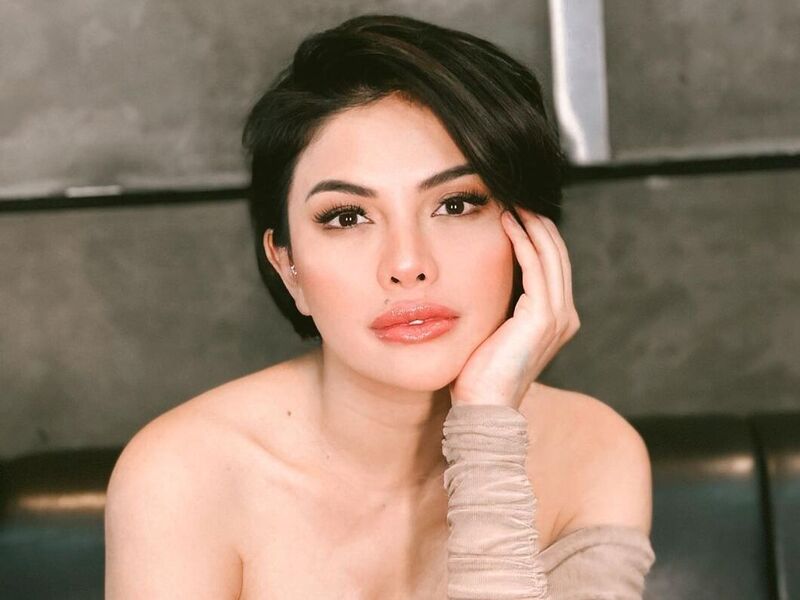 Nikita Mirzani Jemput Paksa Putrinya