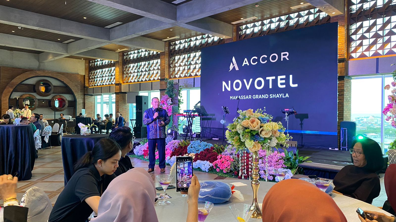 Novotel Makassar Rayakan Anniversaty Ke-9 Bersama Client