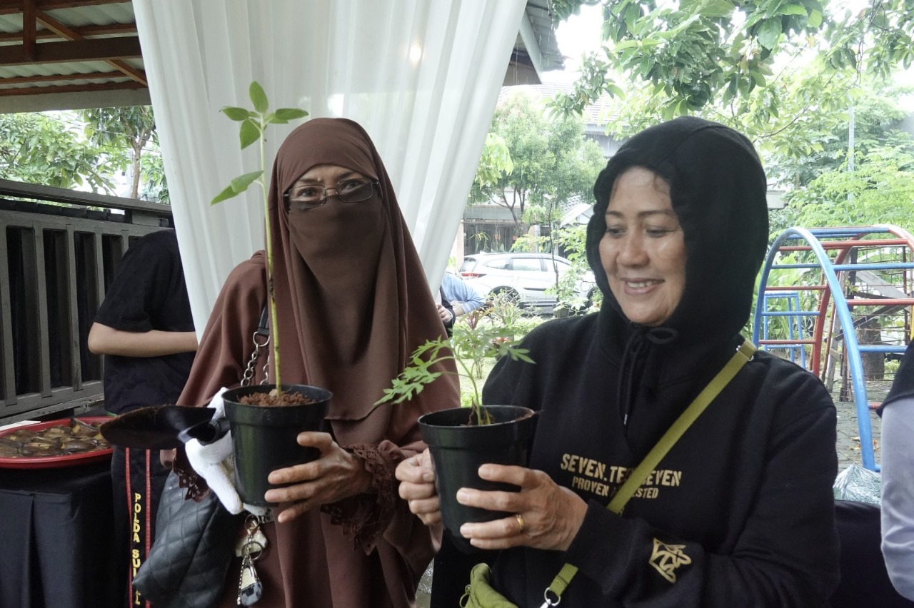 Bukit Baruga-Artani Edukasi Basic Gardening & Composting dalam Workshop Baruga Berkebun