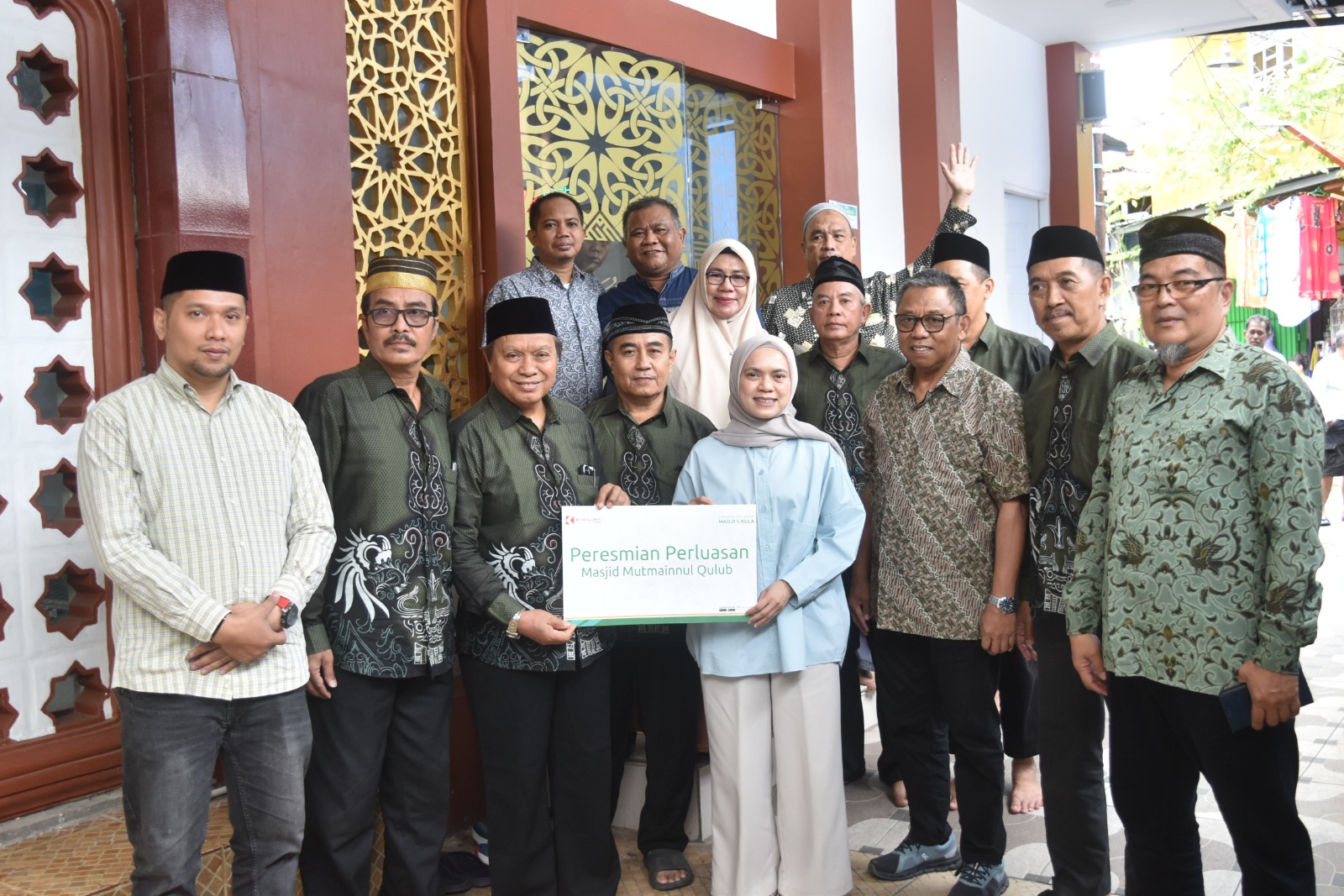 Jelang Ramadan, Bumi Karsa Bantu Perluasan Masjid Mutmainnul Qulub Makassar