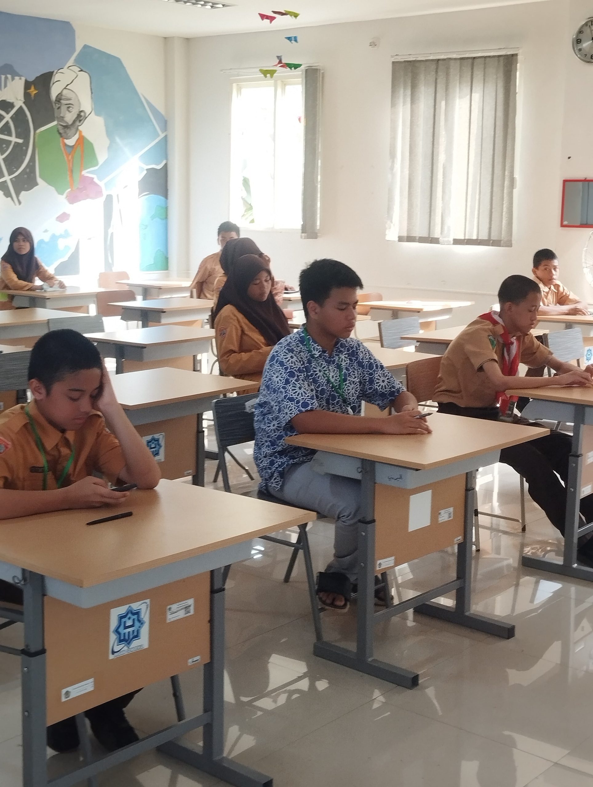 Murid SMPIT Darul Fikri Makassar Memborong Juara di SCIONIC Vol. 2 2025
