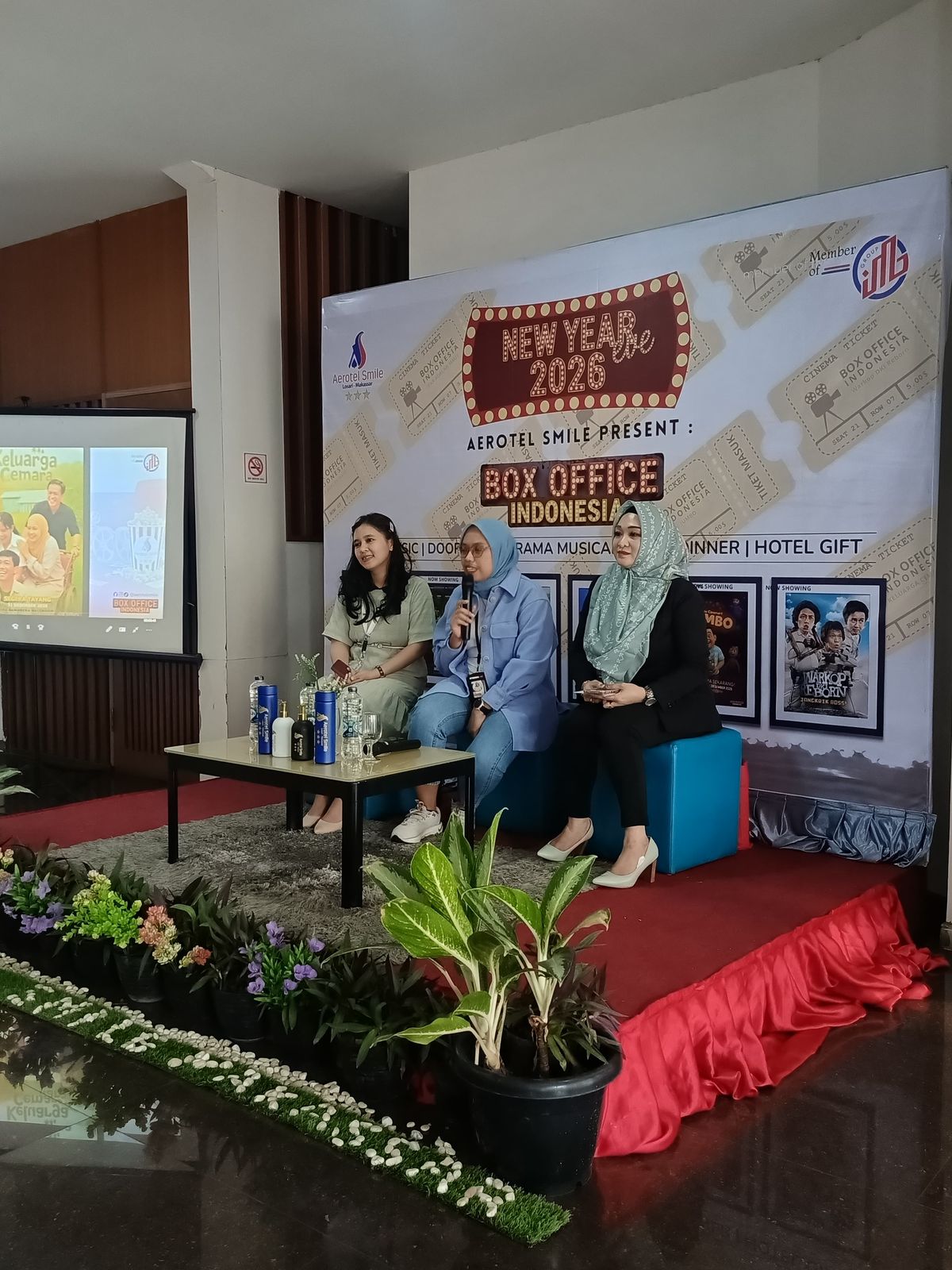 Spesial Paket New Year Eve 2026 dari Aerotel Smile Makassar bertema Box Office Indonesia
