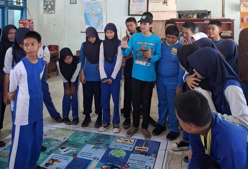 Edukasi Laut di Barrang Caddi, 31 Siswa SMPN 39 Ikuti Pembelajaran Ekosistem Pesisir